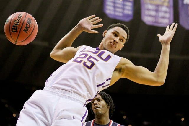 Ben Simmons On Snapchat: ‘you Can Catch Me On The Lakers Next Year’