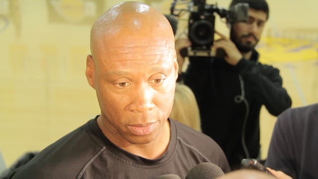 Lakers News: Byron Scott Working To ‘break Bad Habits’ Of Younger Players