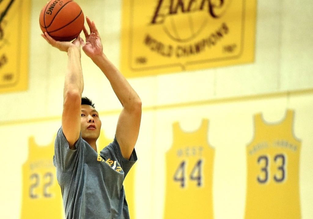 Lakers News: Yi Jianlian Confident He Can Stretch The Floor, Shoot Threes