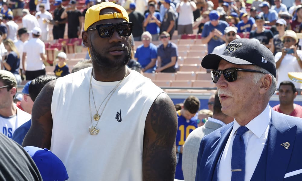 Lebron James Attends Rams Game; Los Angeles Fans Start ‘kobe’ Chant