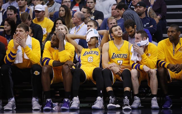 Lakers Coach Luke Walton Bemoans ‘ridiculous’ Foul Calls For Utah Jazz