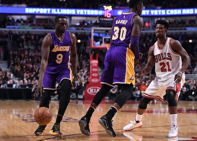 Game Recap: Lakers Grind Out Ugly Win In Chicago