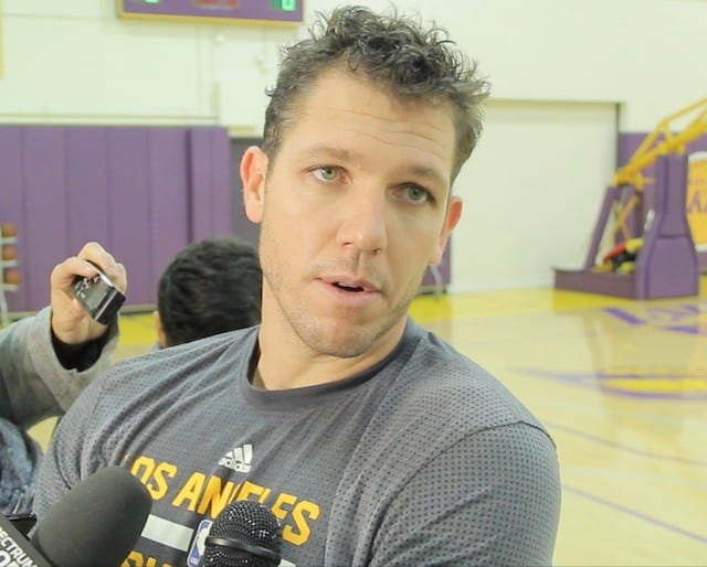 Luke Walton Weighs Factors In Deciding Whether To Break Up Lakers Bench