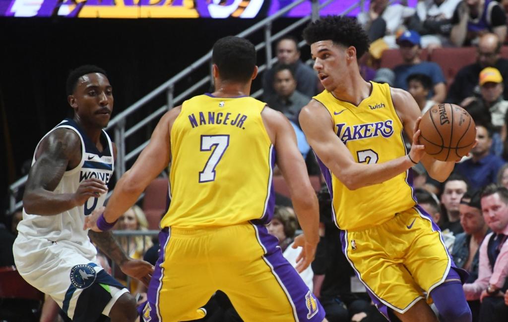 Lakers News: Luke Walton Wants Lonzo Ball To Be More Aggressive
