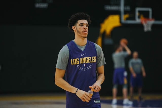 Lakers-training-camp-day-3-lonzo-ball-5