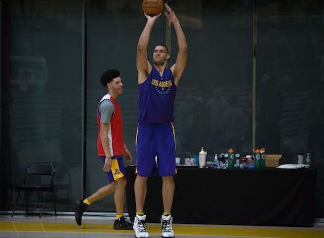 Lakerstrainingcamp-lonzo-ball-brook-lopez
