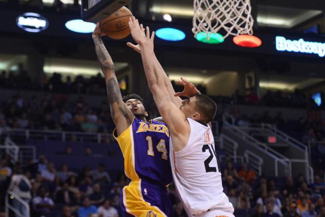 Lakers Vs. Suns Preview: L.a. Looks To Bounce Back In Phoenix After Rough Opener
