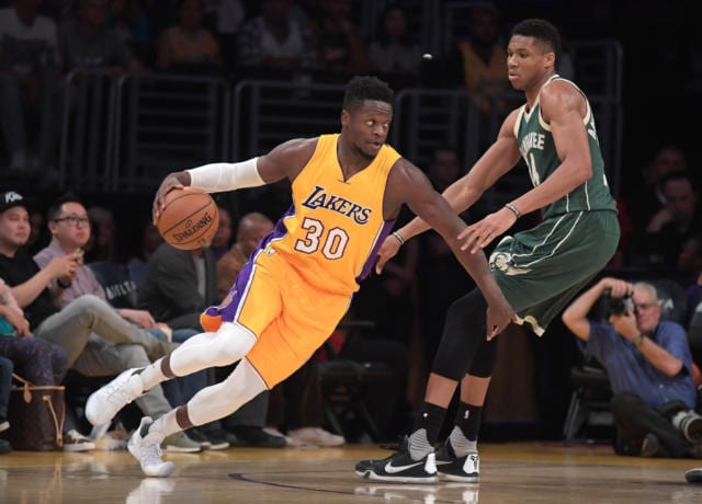 Lakers Vs. Bucks Preview: L.a. Looks For First Win Of Road Trip In Milwaukee