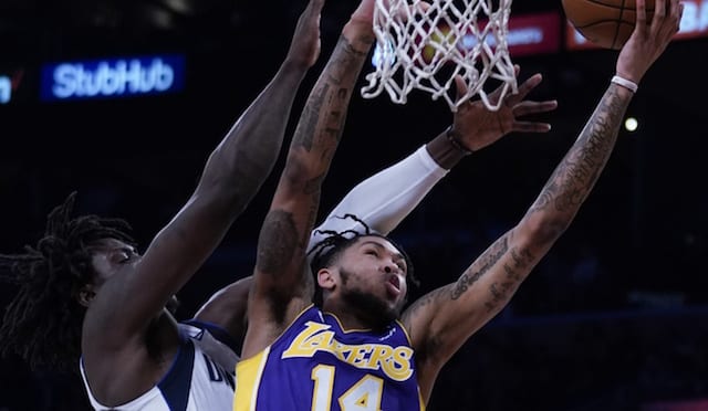 Video: Brandon Ingram is hitting the weights during his time off