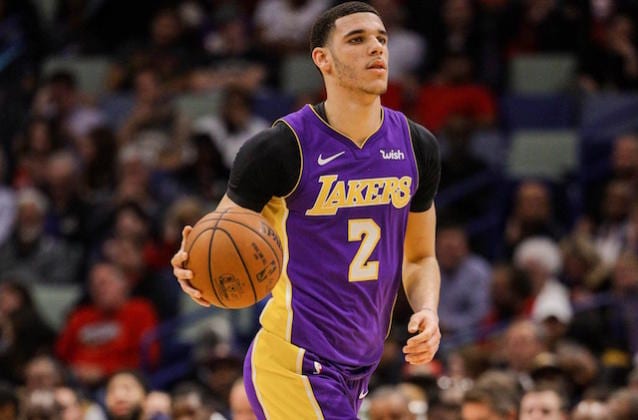 Lakers Injury Update: MRI Results Confirm Lonzo Ball Has Knee Contusion