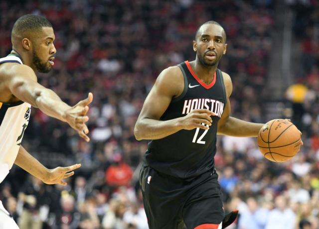 Luc Mbah a Moute, Lakers