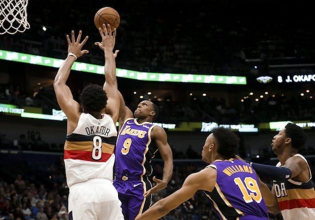 blive imponeret opbevaring kollision Lakers Highlights: Rajon Rondo, JaVale McGee, And South Bay Help Reach Last  Season's Win Total Against Pelicans