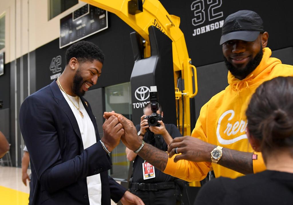 Lakers News: Anthony Davis Ready To Learn From ‘close Friend’ Lebron James