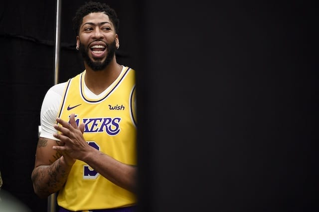 Anthony Davis Injury Update Initial Exams Show No Ligament Damage In Right Thumb Believed To Be Grade 1 Sprain Lakers Nation