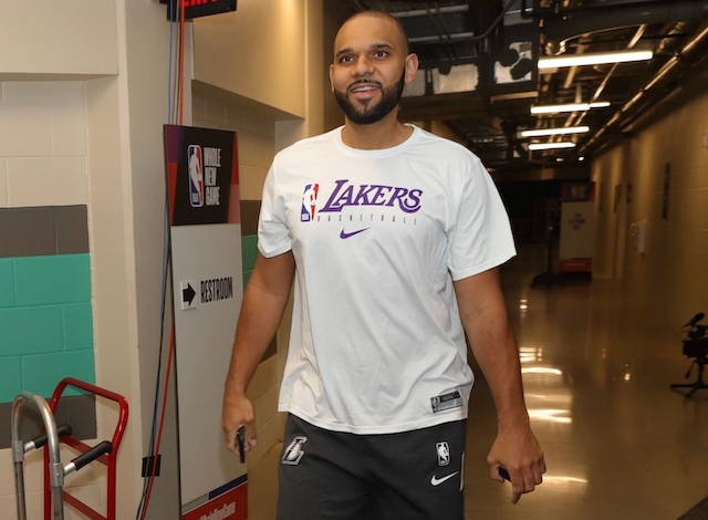 Jared Dudley provides updates on LeBron, AD recoveries