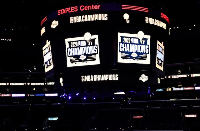 Staples Center video board, Lakers 2020 champions sign