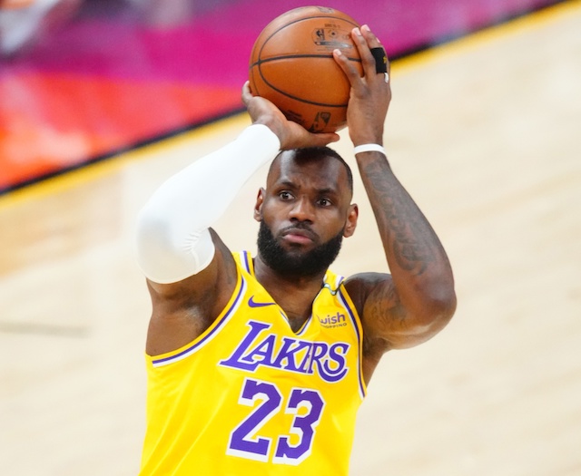 LeBron James to switch jersey number from 23 to 6