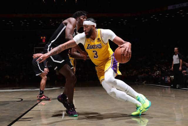 Lakers overcome Davis' absence to beat reeling Wizards - The San Diego  Union-Tribune
