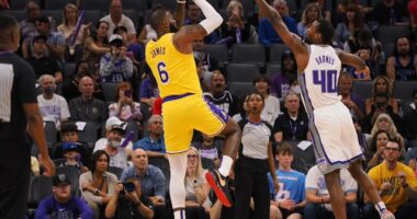 Former Spartan Max Christie goes off for 25 points in summer league action  for the Los Angeles Lakers