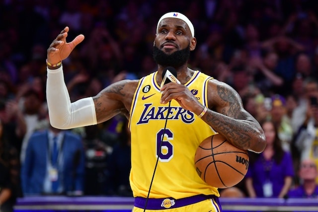 Lakers' LeBron James ties Kareem Abdul-Jabbar for most career NBA
