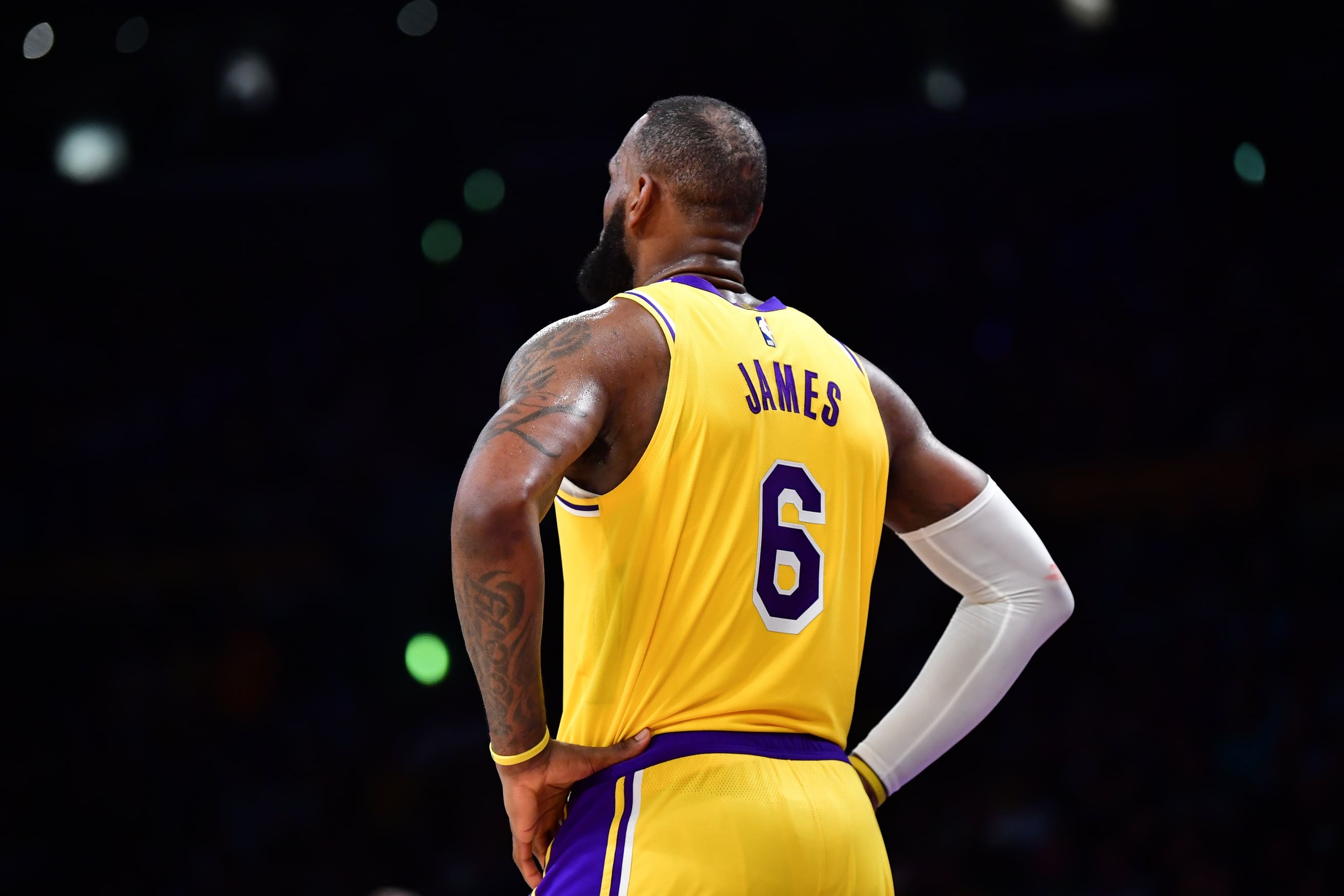 Lakers new roster after trade deadline: Projected starting lineup for