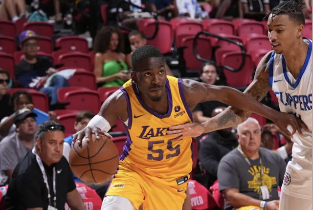 Photos: Lakers vs Clippers (2/25/22) Photo Gallery