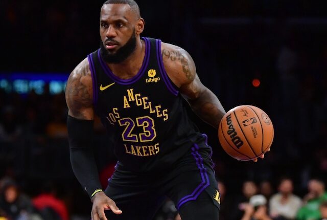 Lakers News: LeBron James Reacts To Being First Player To Reach 39,000  Career Points