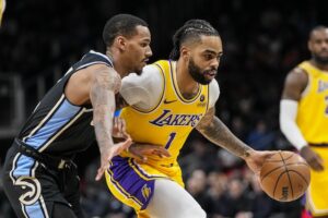 Lakers Rumors: Three-Team Trade Involving D'Angelo Russell & Dejounte ...