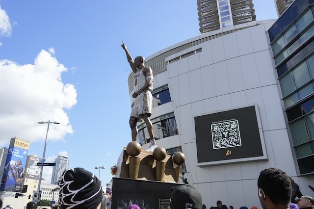 Kobe Bryant Statue, Lakers
