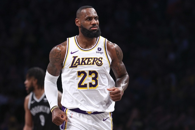 Recap: LeBron James Ties Career-High With 9 3-Pointers To Lead Lakers Past  Nets