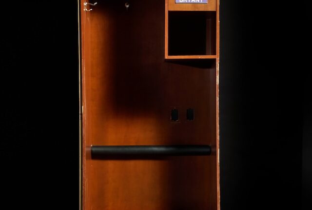 Kobe Bryant's Lakers locker being auctioned off by Sotheby