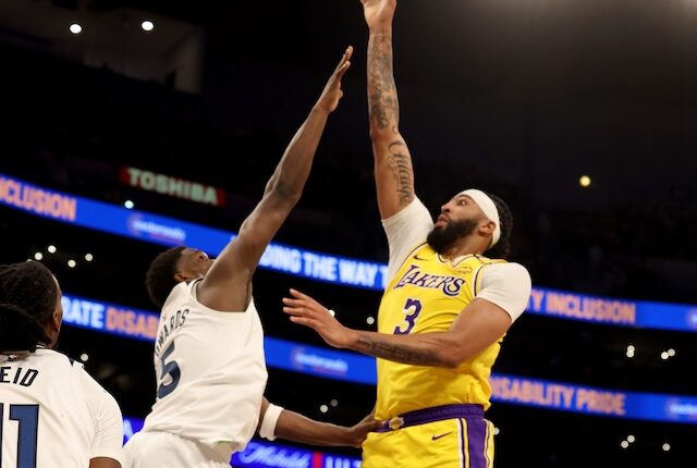 Anthony Davis, Anthony Edwards, Lakers, Timberwolves